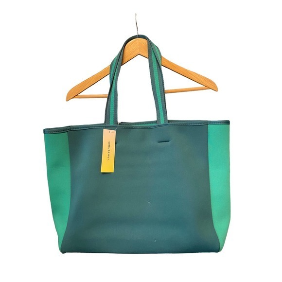 New! Summersalt The Perfect Beach Tote Neoprene Bag Carryall FAB FIT Green OS - Picture 2 of 6